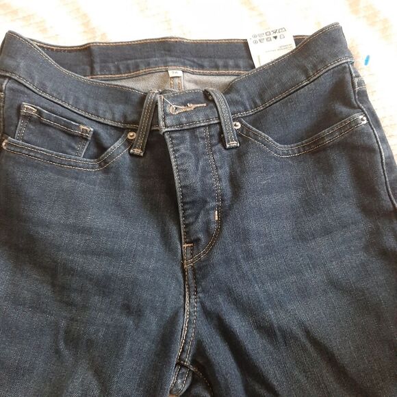 LEVI's Skinny Jean Denim Stretchable size 26 - Picture 3 of 9